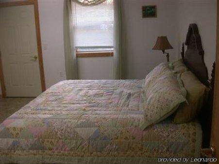 Allen Acres Bed And Breakfast DeRidder Room photo